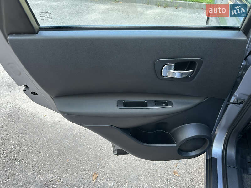 Позашляховик / Кросовер Nissan Qashqai 2012 в Рівному