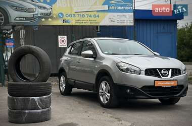 Внедорожник / Кроссовер Nissan Qashqai 2012 в Сумах