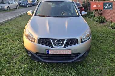 Внедорожник / Кроссовер Nissan Qashqai 2012 в Решетиловке