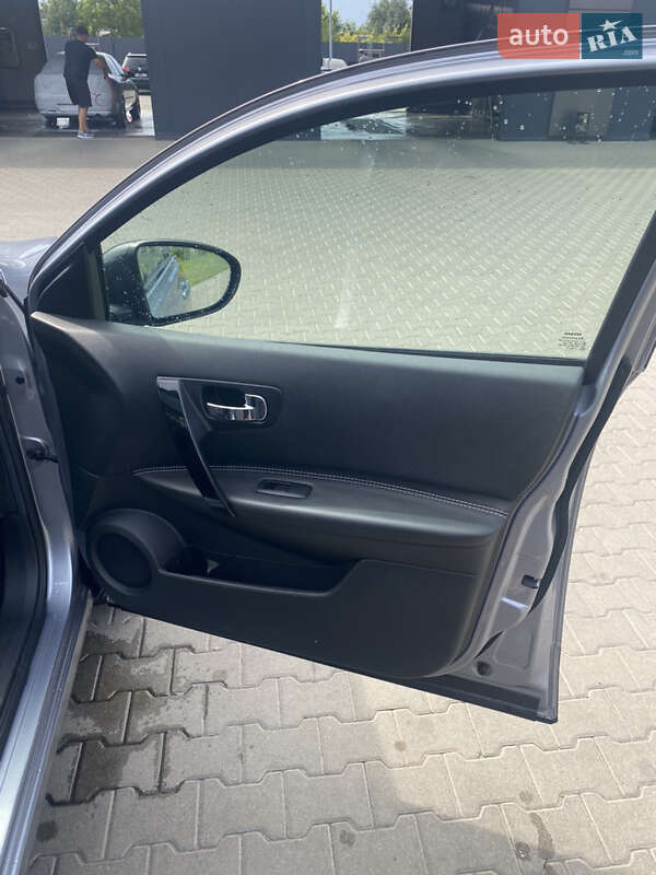 Внедорожник / Кроссовер Nissan Qashqai 2013 в Шептицькому