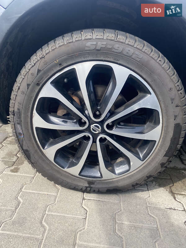 Внедорожник / Кроссовер Nissan Qashqai 2013 в Шептицькому