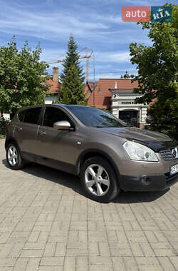Позашляховик / Кросовер Nissan Qashqai 2008 в Чернівцях