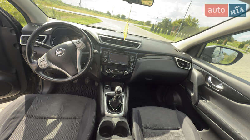 Внедорожник / Кроссовер Nissan Qashqai 2015 в Яворове