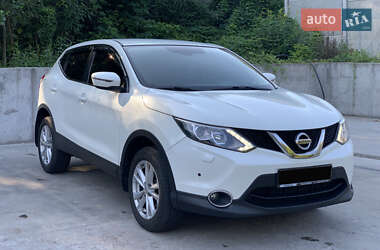 Внедорожник / Кроссовер Nissan Qashqai 2015 в Киеве