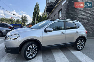 Позашляховик / Кросовер Nissan Qashqai 2011 в Житомирі