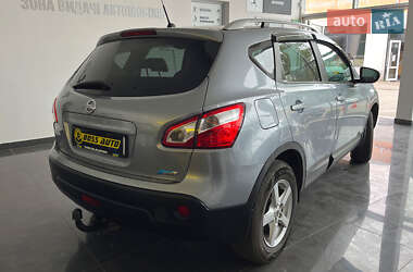 Внедорожник / Кроссовер Nissan Qashqai 2010 в 