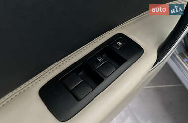 Внедорожник / Кроссовер Nissan Qashqai 2010 в 