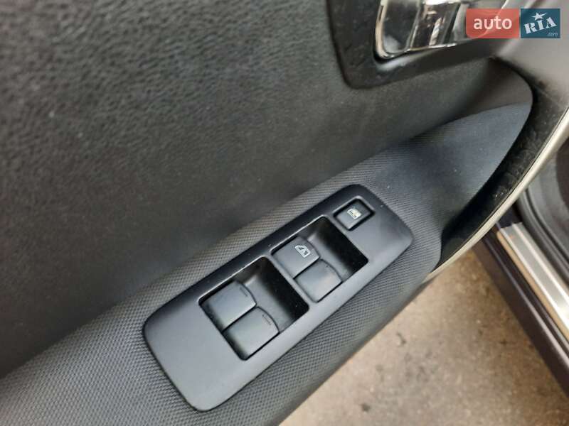 Внедорожник / Кроссовер Nissan Qashqai 2011 в Полтаве фото 31 Внедорожник / Кроссовер Nissan Qashqai 2011 в Полтаве
