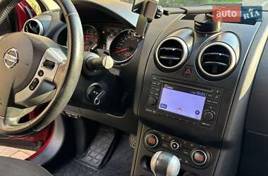 Внедорожник / Кроссовер Nissan Qashqai 2012 в 