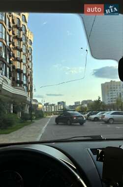 Внедорожник / Кроссовер Nissan Qashqai 2012 в 