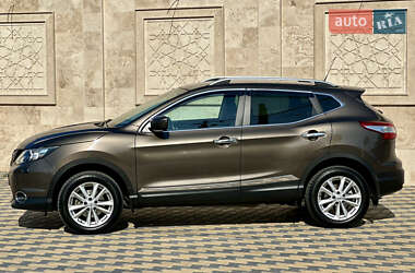 Внедорожник / Кроссовер Nissan Qashqai 2015 в Одессе