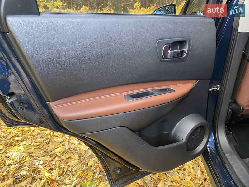 Внедорожник / Кроссовер Nissan Qashqai 2008 в Первомайске