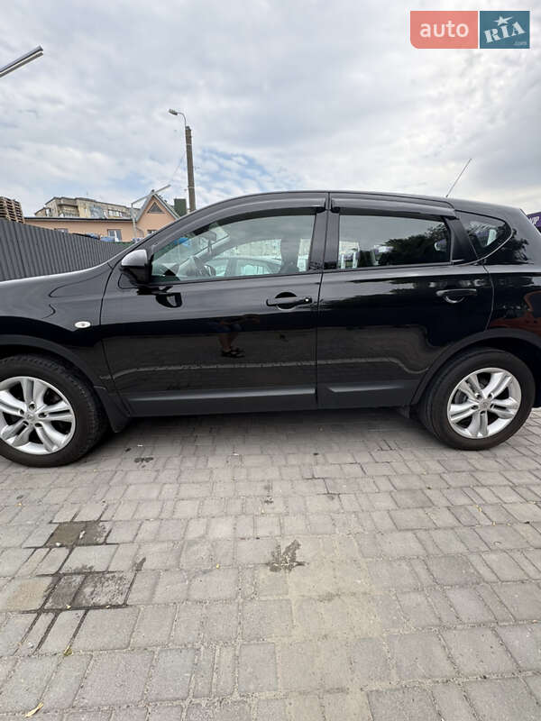 Внедорожник / Кроссовер Nissan Qashqai 2011 в Ровно