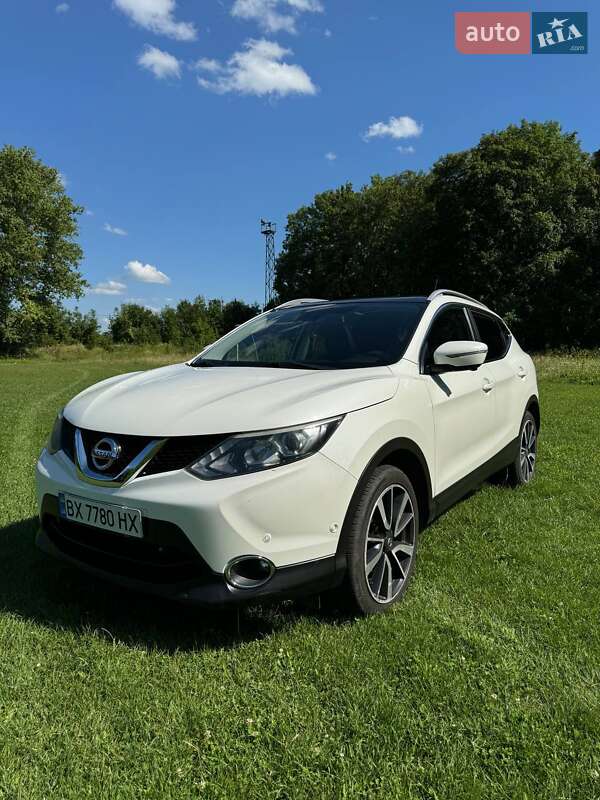 Позашляховик / Кросовер Nissan Qashqai 2015 в Хмельницькому
