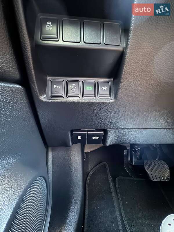 Позашляховик / Кросовер Nissan Qashqai 2015 в Хмельницькому