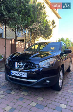 Внедорожник / Кроссовер Nissan Qashqai 2010 в Мукачево