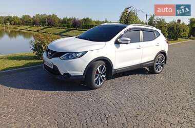 Позашляховик / Кросовер Nissan Qashqai 2014 в Жовкві