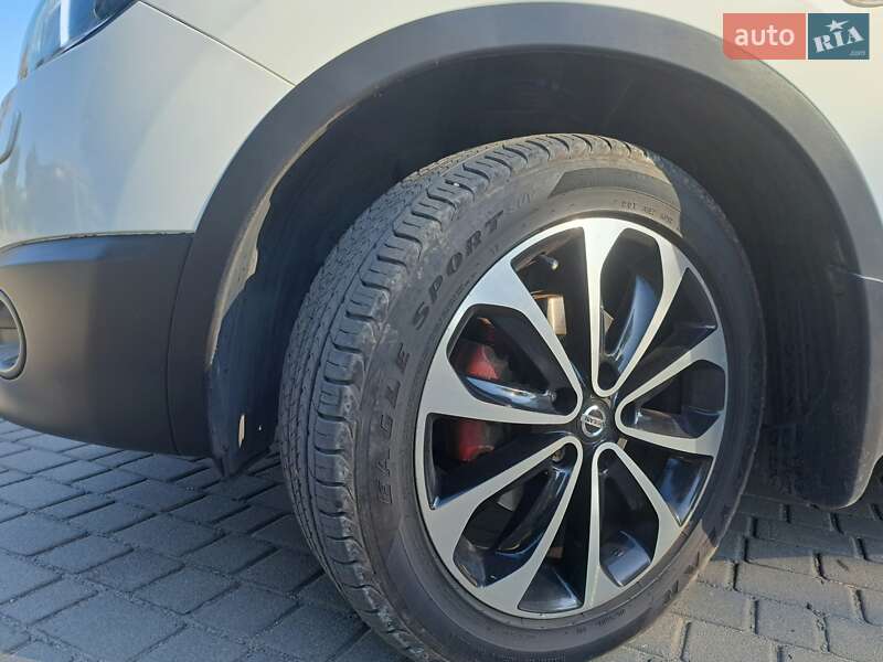 Внедорожник / Кроссовер Nissan Qashqai 2012 в Днепре