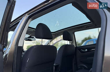Внедорожник / Кроссовер Nissan Qashqai 2014 в 