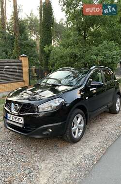 Позашляховик / Кросовер Nissan Qashqai 2010 в Києві