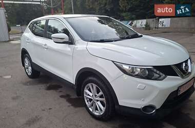 Внедорожник / Кроссовер Nissan Qashqai 2017 в Конотопе
