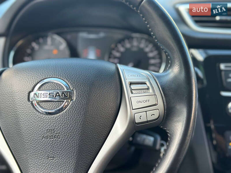 Внедорожник / Кроссовер Nissan Qashqai 2017 в Днепре