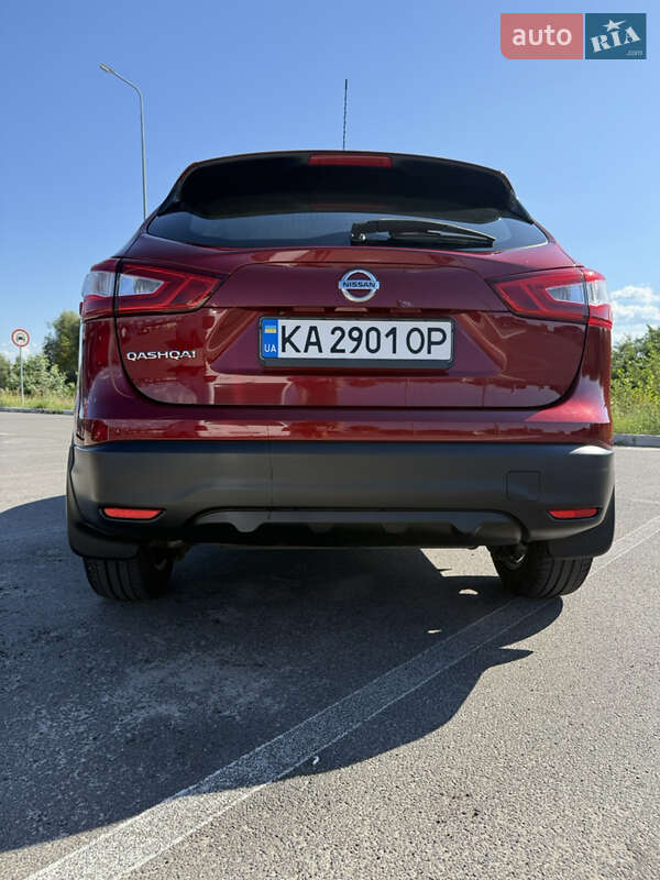 Внедорожник / Кроссовер Nissan Qashqai 2016 в Киеве
