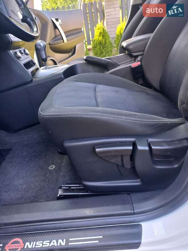 Позашляховик / Кросовер Nissan Qashqai 2012 в Долині фото 4 Позашляховик / Кросовер Nissan Qashqai 2012 в Долині