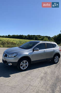 Внедорожник / Кроссовер Nissan Qashqai 2010 в Умани
