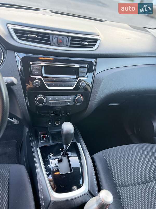 Внедорожник / Кроссовер Nissan Qashqai 2016 в Днепре фото 7 Внедорожник / Кроссовер Nissan Qashqai 2016 в Днепре