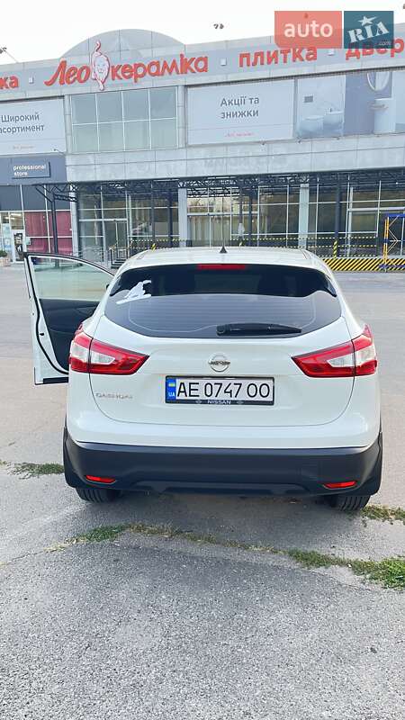Внедорожник / Кроссовер Nissan Qashqai 2016 в Днепре фото 16 Внедорожник / Кроссовер Nissan Qashqai 2016 в Днепре