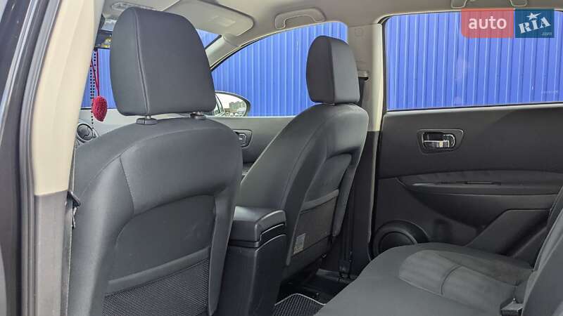 Позашляховик / Кросовер Nissan Qashqai 2010 в Калуші