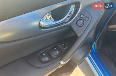 Внедорожник / Кроссовер Nissan Qashqai 2017 в 