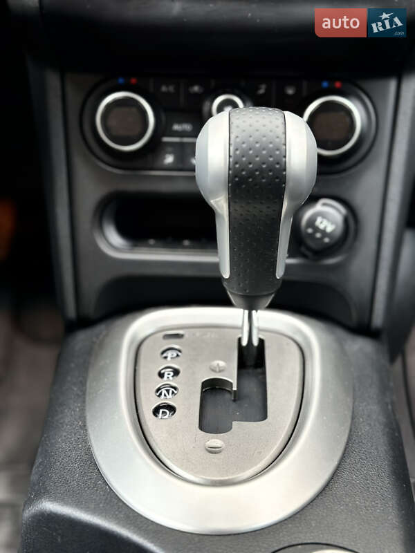 Внедорожник / Кроссовер Nissan Qashqai 2013 в Житомире
