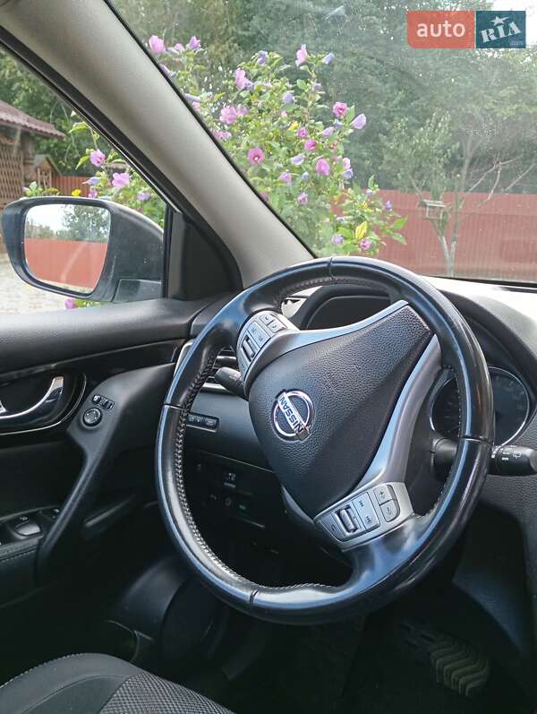 Внедорожник / Кроссовер Nissan Qashqai 2014 в Демидовке