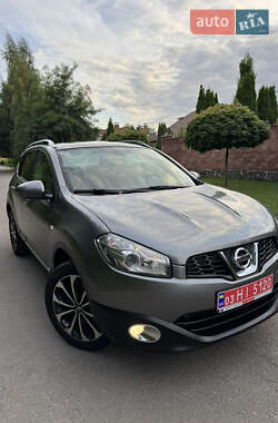 Позашляховик / Кросовер Nissan Qashqai 2012 в Рівному