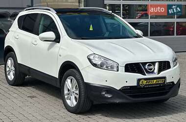 Внедорожник / Кроссовер Nissan Qashqai 2010 в Ивано-Франковске