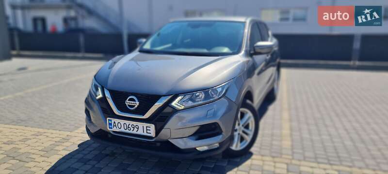 Внедорожник / Кроссовер Nissan Qashqai 2018 в Ужгороде