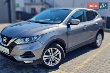 Внедорожник / Кроссовер Nissan Qashqai 2018 в Ужгороде
