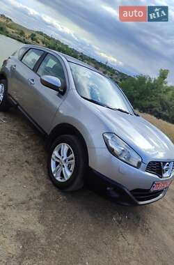 Внедорожник / Кроссовер Nissan Qashqai 2011 в Запорожье