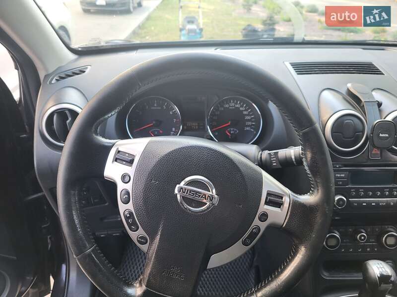 Позашляховик / Кросовер Nissan Qashqai 2010 в Черкасах фото 12 Позашляховик / Кросовер Nissan Qashqai 2010 в Черкасах
