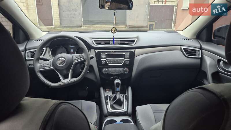 Внедорожник / Кроссовер Nissan Qashqai 2020 в Днепре