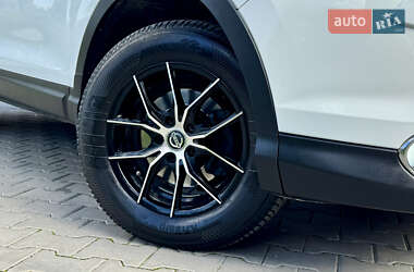 Внедорожник / Кроссовер Nissan Qashqai 2014 в Ивано-Франковске