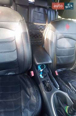 Внедорожник / Кроссовер Nissan Qashqai 2013 в 