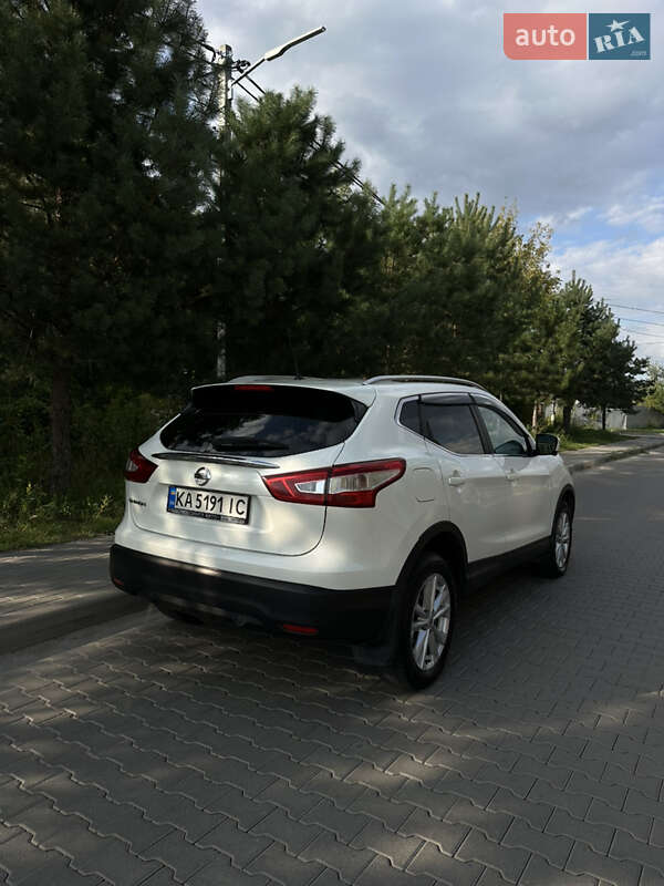 Позашляховик / Кросовер Nissan Qashqai 2015 в Києві
