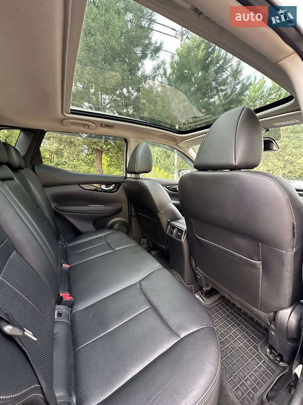 Позашляховик / Кросовер Nissan Qashqai 2015 в Києві