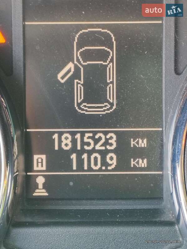 Внедорожник / Кроссовер Nissan Qashqai 2013 в Луцке фото 22 Внедорожник / Кроссовер Nissan Qashqai 2013 в Луцке