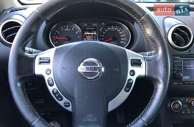 Внедорожник / Кроссовер Nissan Qashqai 2011 в 