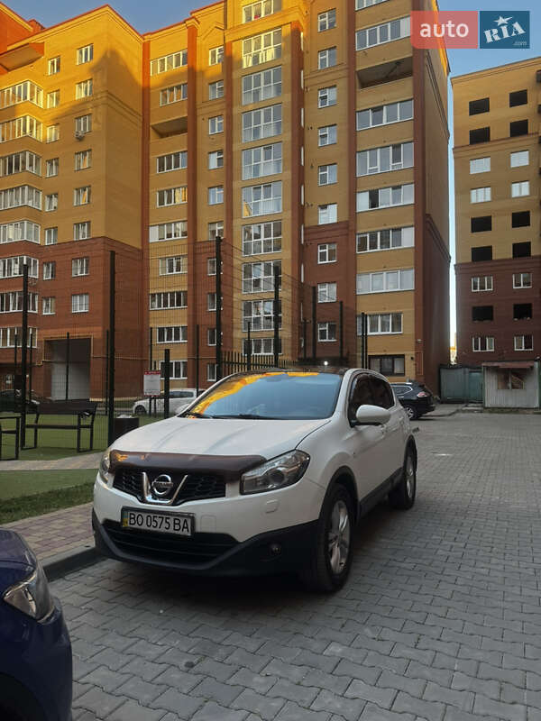 Внедорожник / Кроссовер Nissan Qashqai 2012 в Тернополе