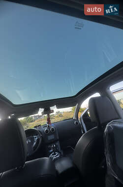 Внедорожник / Кроссовер Nissan Qashqai 2012 в 